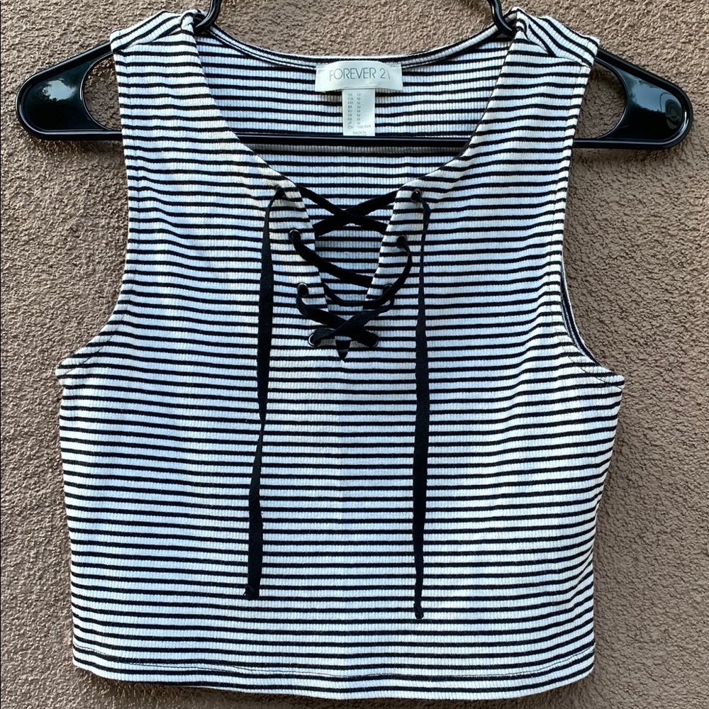 Front-tie crop top